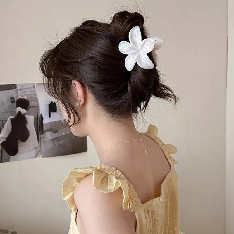Pinza de Cabello Flor | Elegancia para tu Rutina Diaria 🌸
