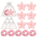 Set de 3 Accesorios para el Cabello Rosa | Flor Satinada, Scrunchie y Bolsa Organzadora