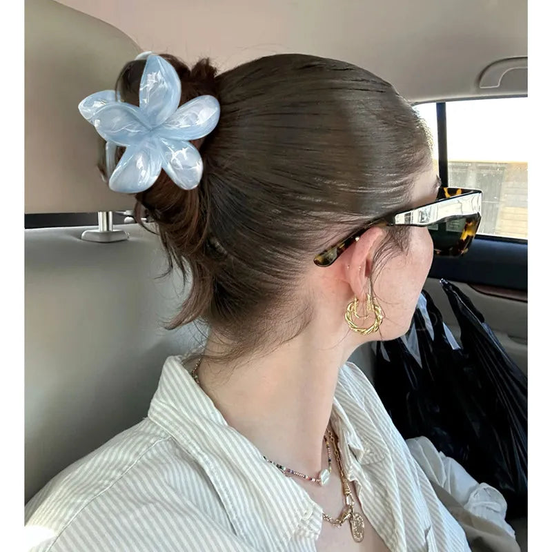Pinza de Cabello Flor | Elegancia para tu Rutina Diaria 🌸