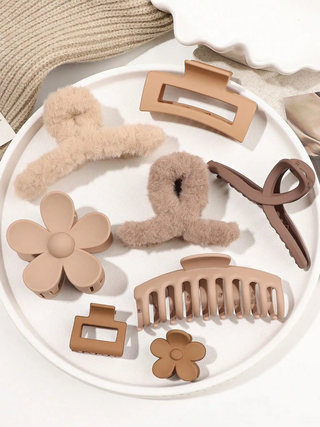 Set de 8 Pinzas para el Cabello | Estilo Elegante y Sujeción Firme 🌸