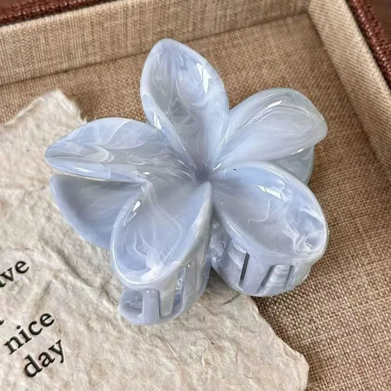 Pinza de Cabello Flor | Elegancia para tu Rutina Diaria 🌸